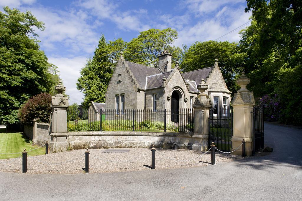 Kinnettles Castle Форфар Екстер'єр фото